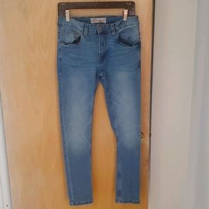 Alexander Julian Blue Jeans 2019, 29 × 30